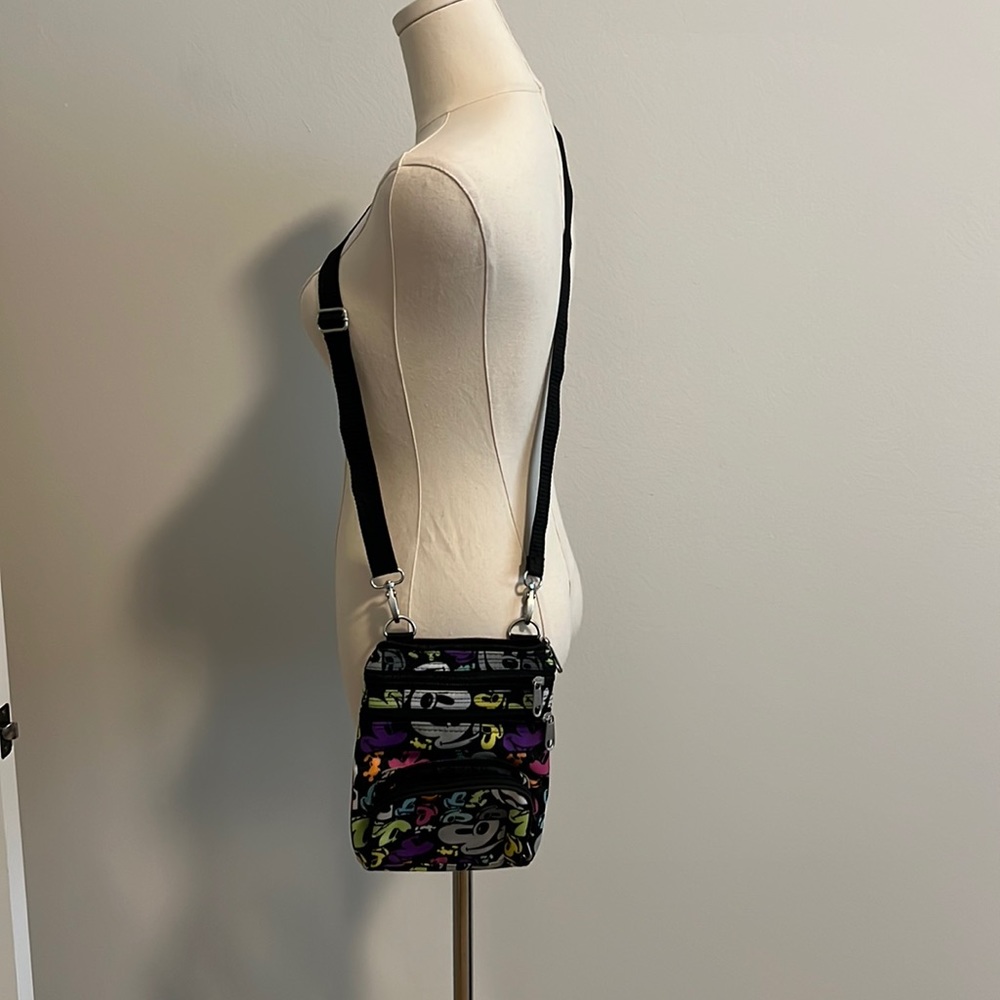 Disney crossbody purse. Nylon. Used once. One Size. Multi color. Mickey Mouse.